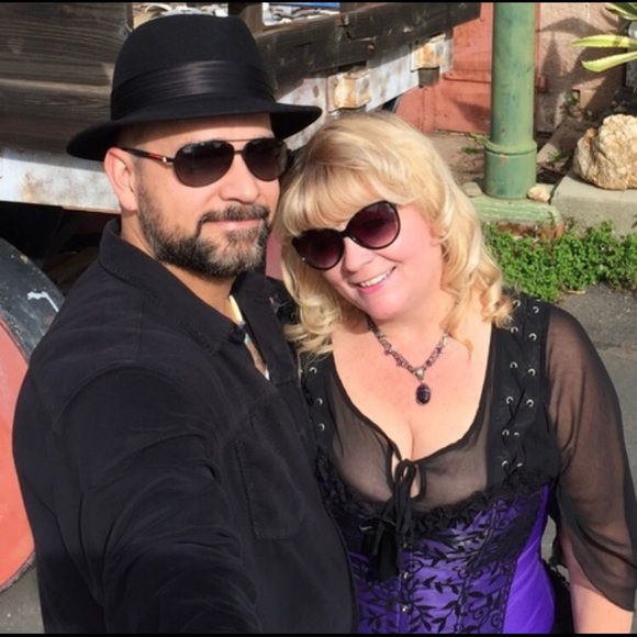 Trendsetter - Picture 4 of 8